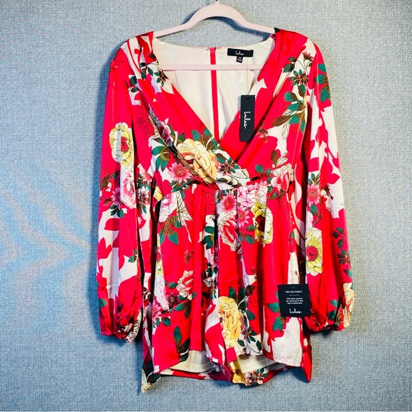 NEW Lulu’s XS Lovable Blossom Hot Pink Floral Print Satin Surplice Romper - Picture 6 of 11